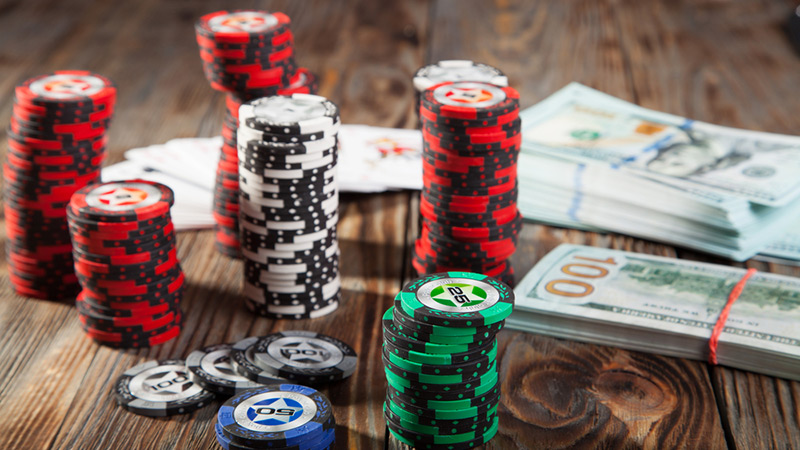 Thông tin làm giàu từ Poker đúng hay lừa đảo?