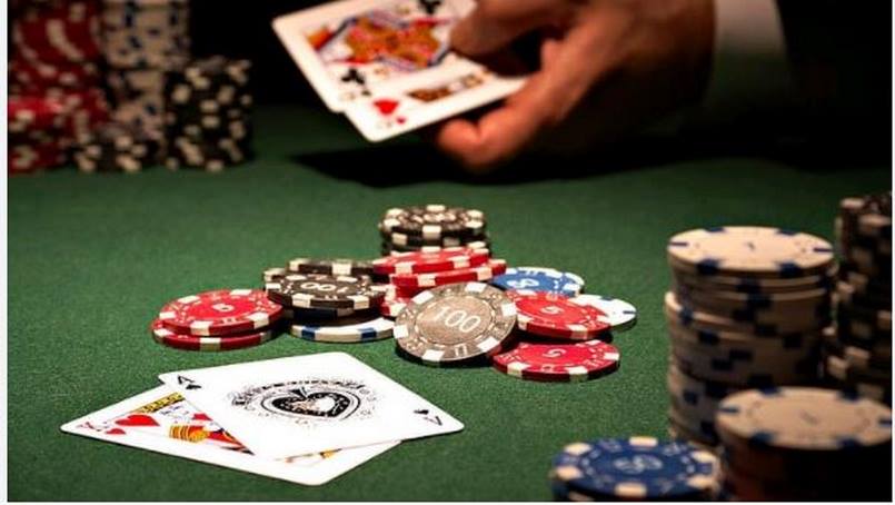Chơi Poker biết cách có thể kiếm rất nhiều tiền